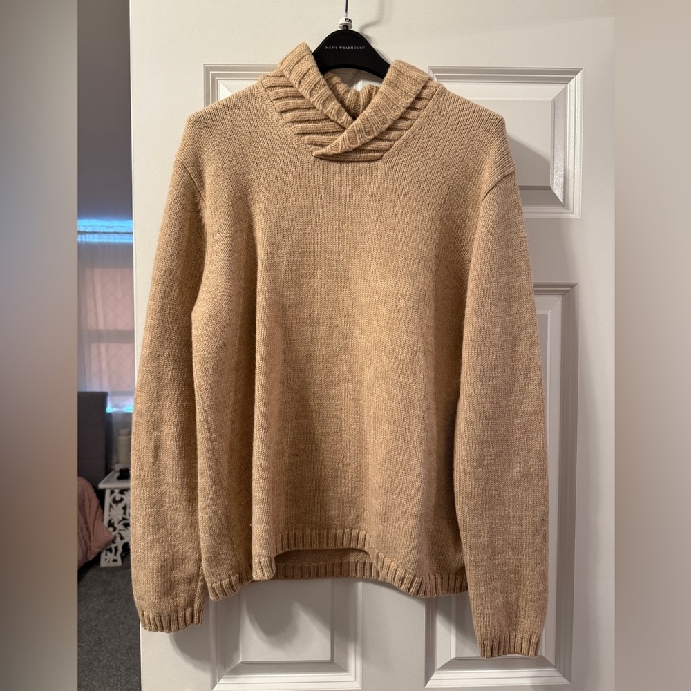 Banana Republic Men's Turtleneck Sweater in Tan